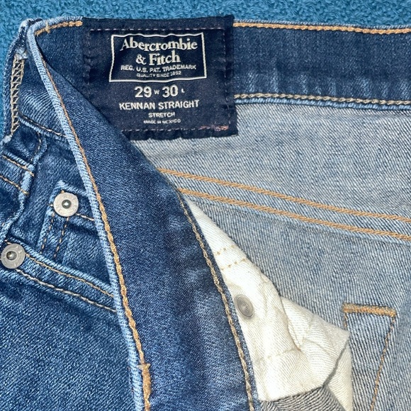Abercrombie and Fitch 29x30 straight stretch jeans - Picture 2 of 4